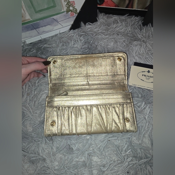 Prada Gold Leather ✨️ Nappa Gaufre Continental Long Wallet (EUC)(COA CARD) - Picture 7 of 12